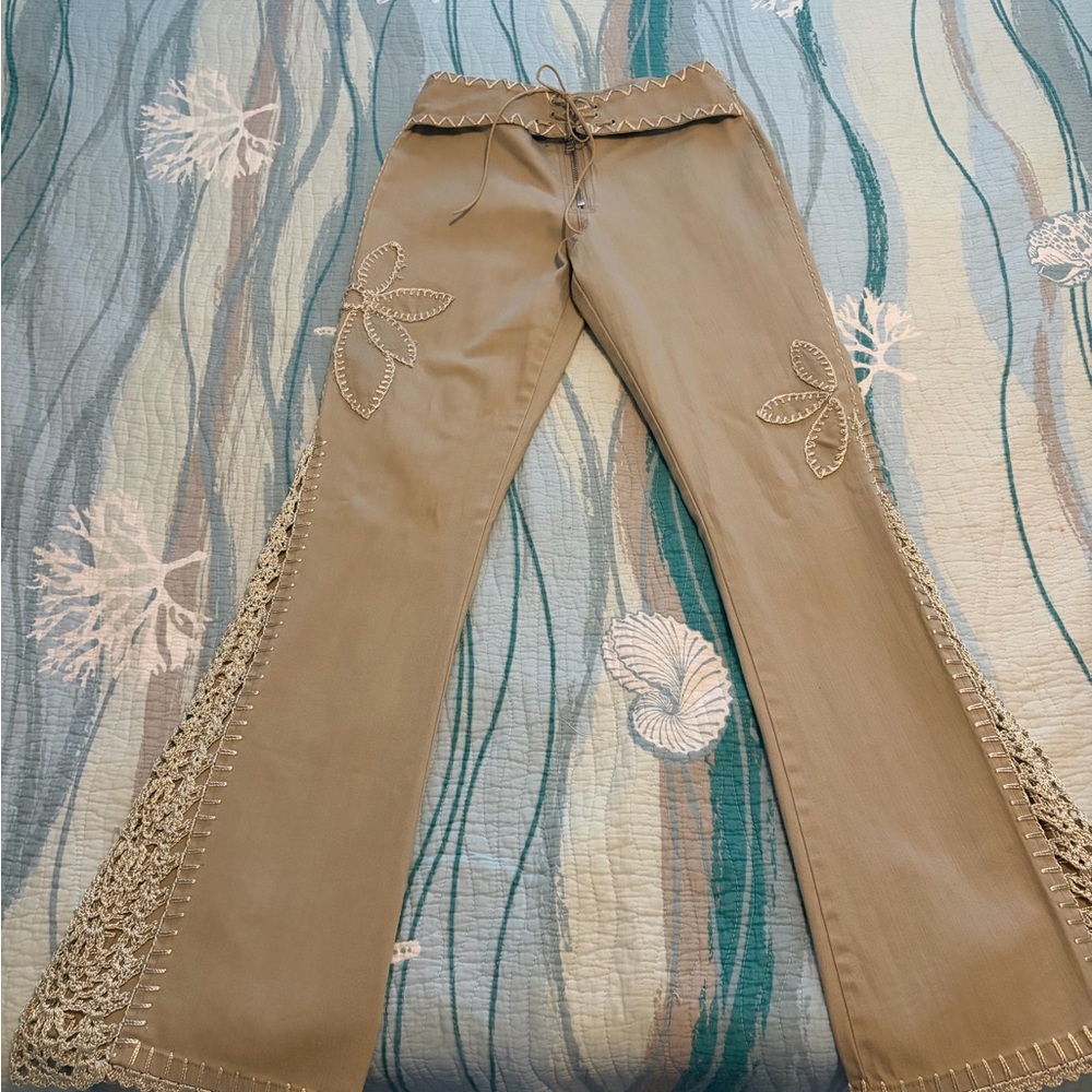 Vintage Crest Tan Embroidered Flare Pants - Picture 2 of 14